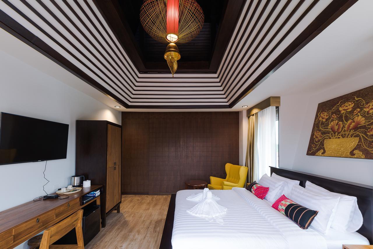 33 Poshtel (Adults Only) Hotell Chiang Mai Eksteriør bilde