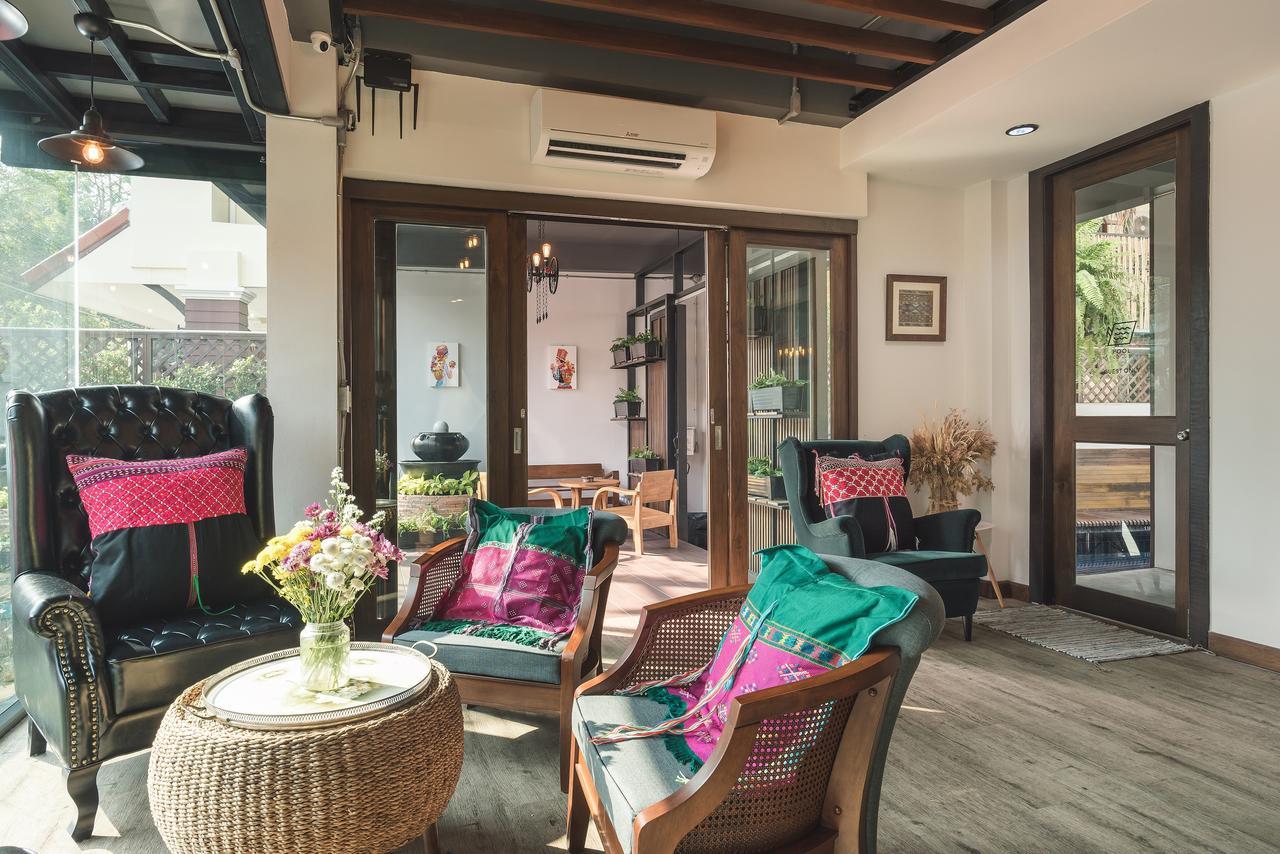 33 Poshtel (Adults Only) Hotell Chiang Mai Eksteriør bilde