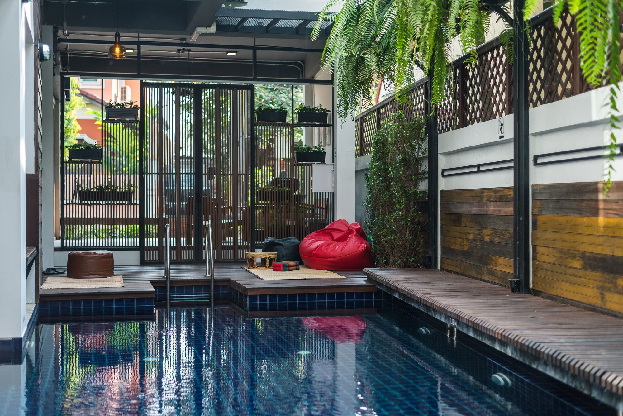 33 Poshtel (Adults Only) Hotell Chiang Mai Eksteriør bilde