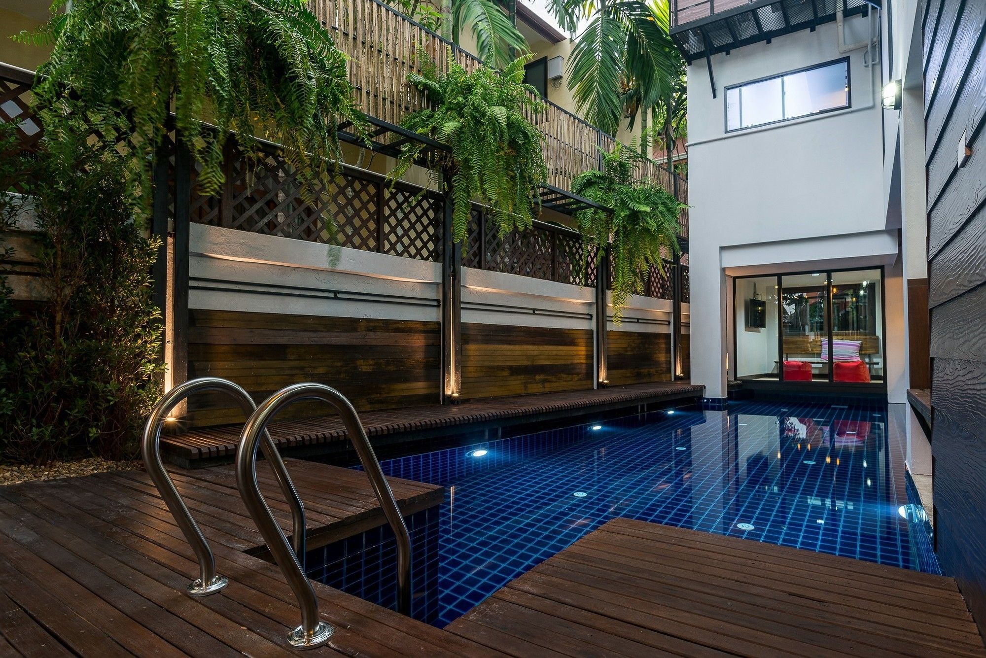 33 Poshtel (Adults Only) Hotell Chiang Mai Eksteriør bilde