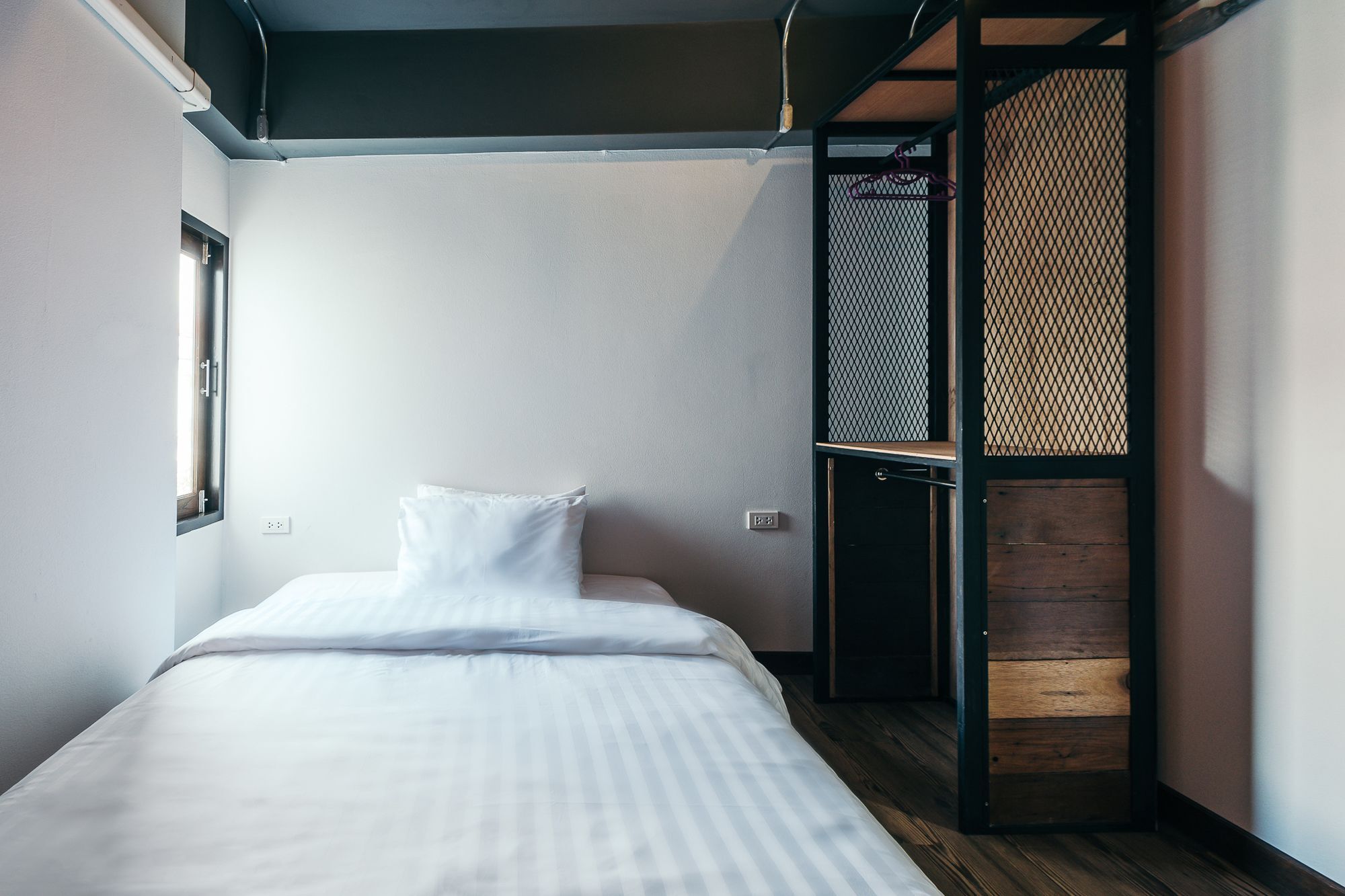 33 Poshtel (Adults Only) Hotell Chiang Mai Eksteriør bilde